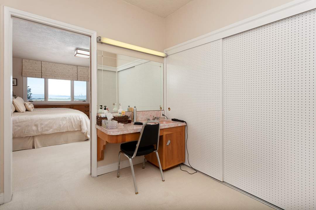 5-gateview-765-ca-albany-hill-bedrooms-2