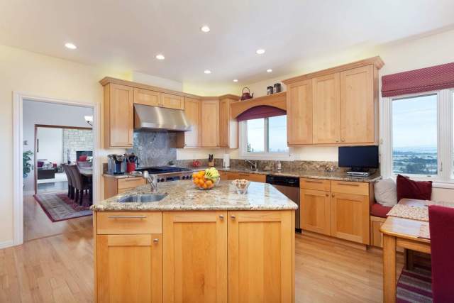 3-gateview-765-ca-albany-hill-kitchen-family-room-1