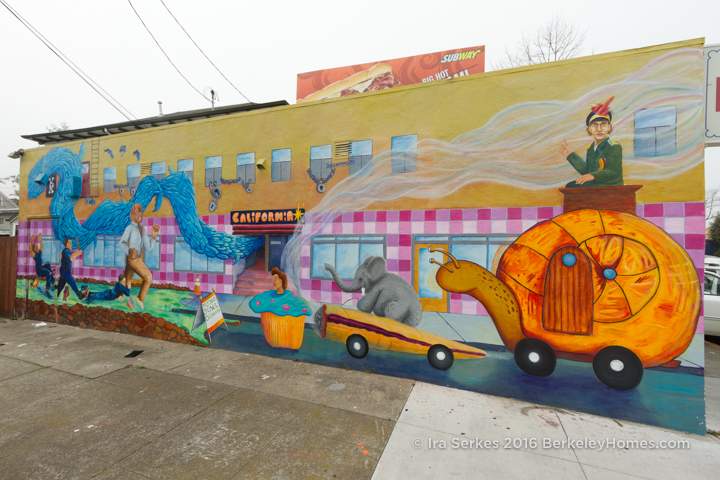 berkeley-central-mural-2030-jefferson-avenue-hotel-california-snail-car-4