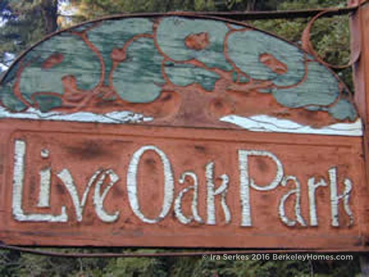 live_oak_park_sign