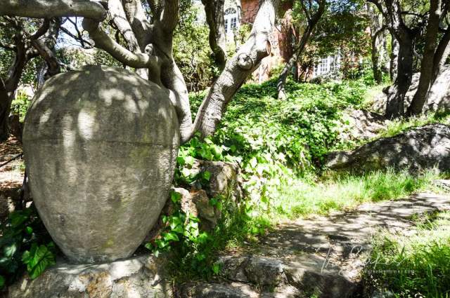 Berkeley Thousand Oaks  Urns on The Alameda & Path