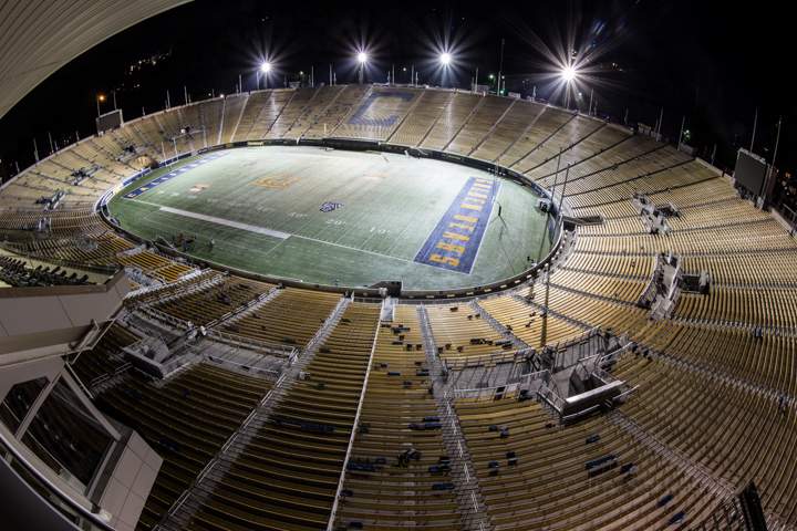 berkeley-uc-university-california-memorial-stadium-berkeley-field-full-night-1