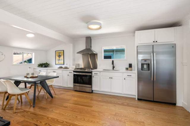 3-berkeley-cedar-1037-gilman-district-neighborhood-duplex-upper-kitchen-dining-03