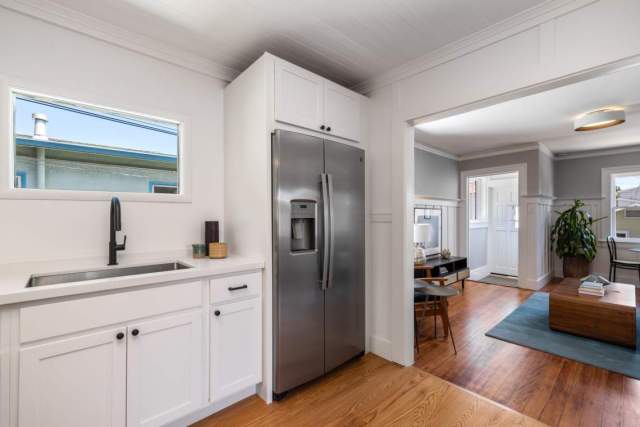 3-berkeley-cedar-1037-gilman-district-neighborhood-duplex-upper-kitchen-dining-08