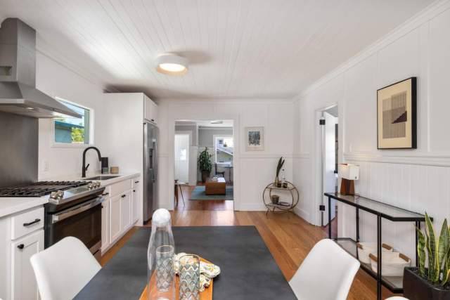 3-berkeley-cedar-1037-gilman-district-neighborhood-duplex-upper-kitchen-dining-09