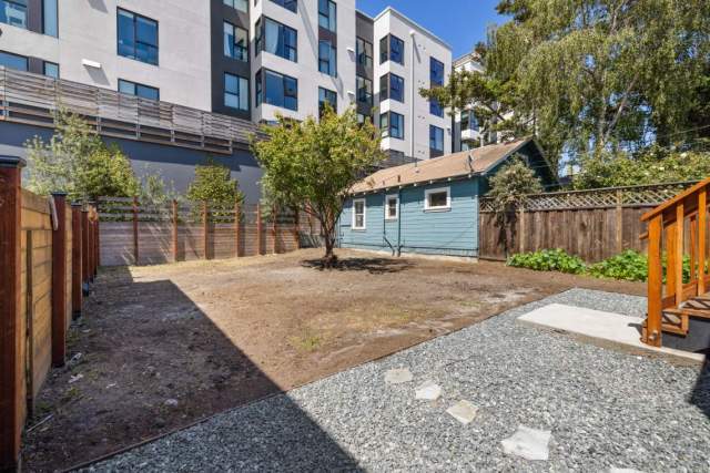 8-berkeley-cedar-1037-gilman-district-neighborhood-duplex-back-5