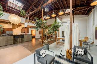 Amazing open loft space in 1914 silent movie theater – just up town from Koreatown Northgate (KONO) and Uptown Oakland.