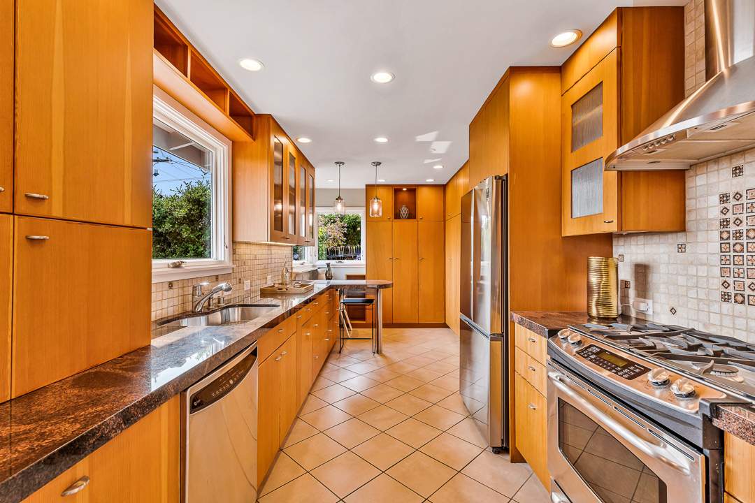 3-santa-rosa-659-berkeley-thousand-oaks-neighborhood-kitchen-1