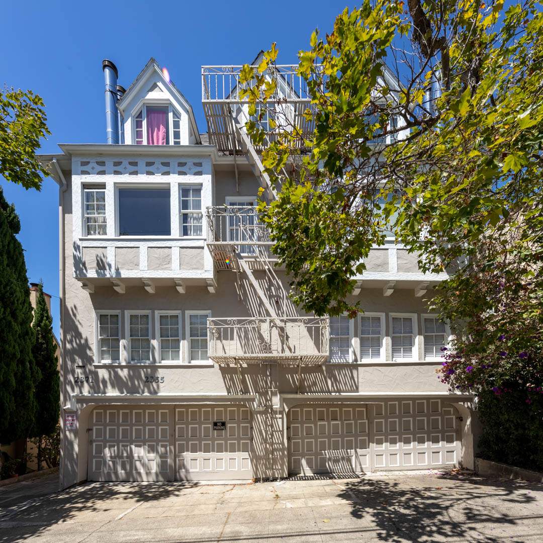 1-berkeley-california-berkeley-hills-virginia-2371-unit-2-exterior-front